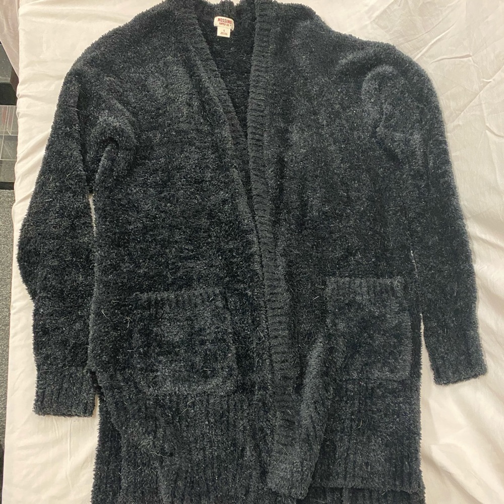 Cardigan - Picture 2 of 5